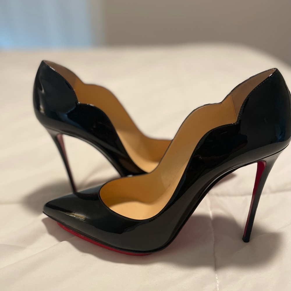 Christian Louboutin Scalloped Black Patent Heels